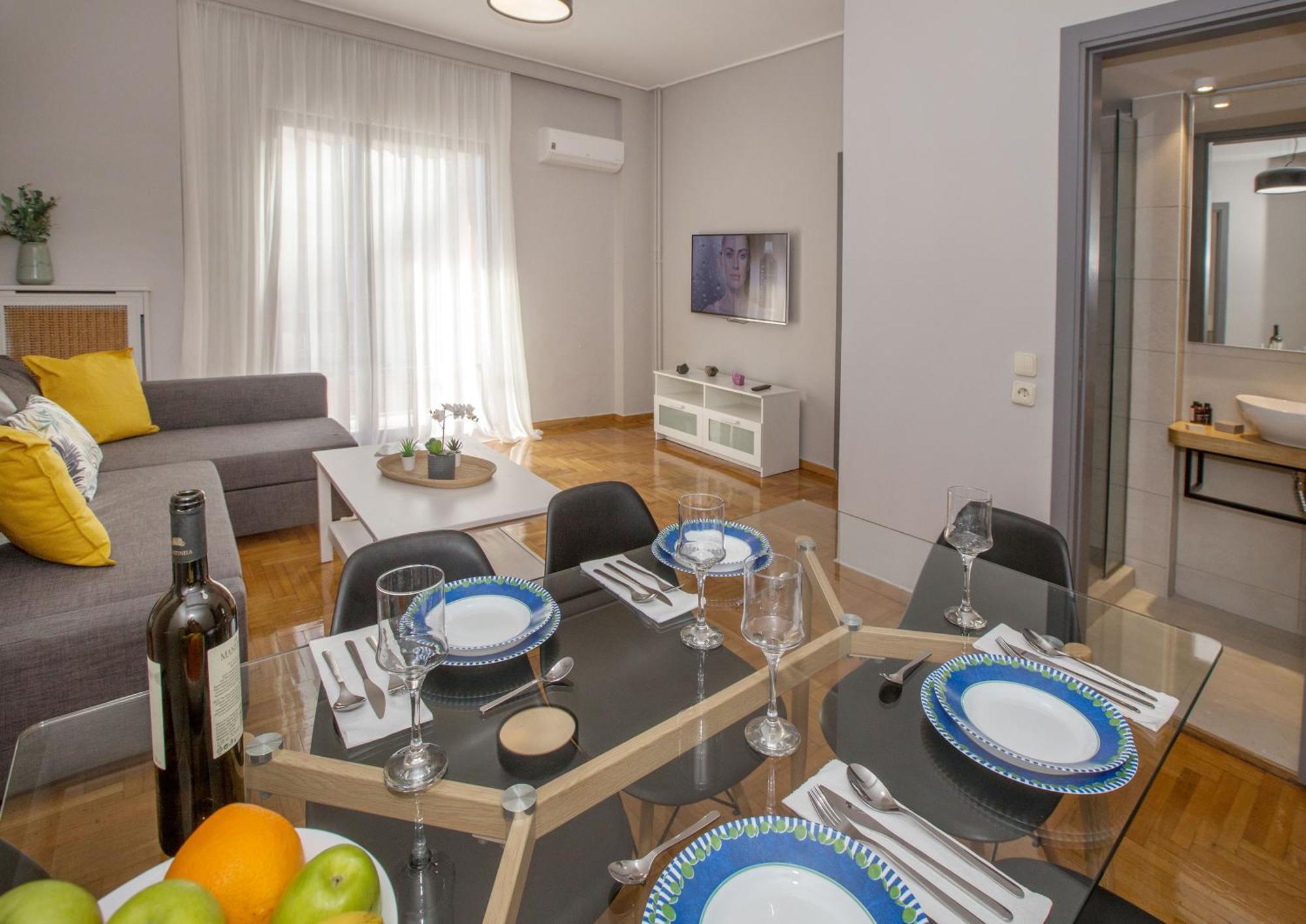 Cozy Apartment In Syntagma-Plaka By Ghh 雅典 外观 照片